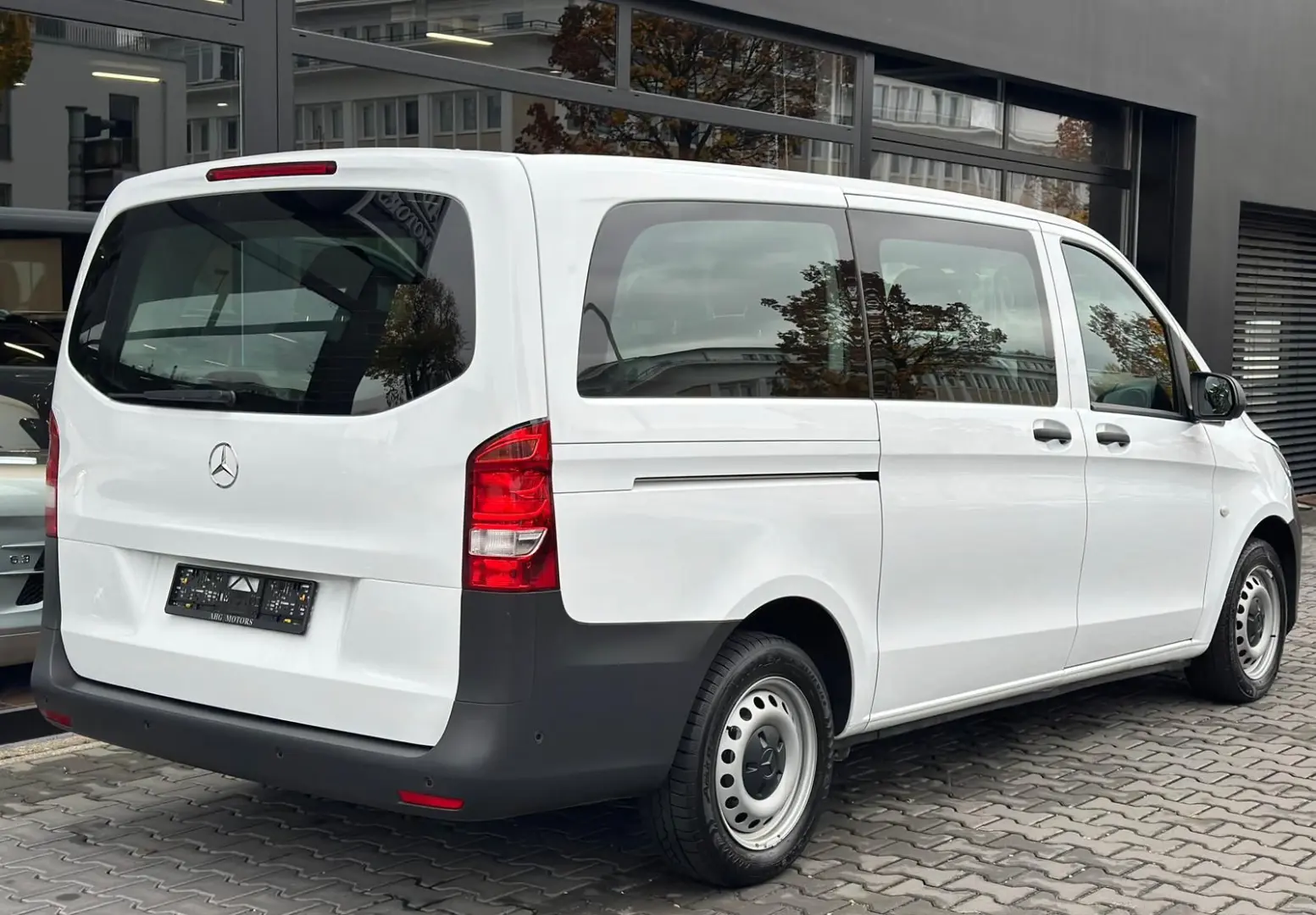 Vito Tourer 114 9G Lang 8-Sitze Navi PDC Tempoma