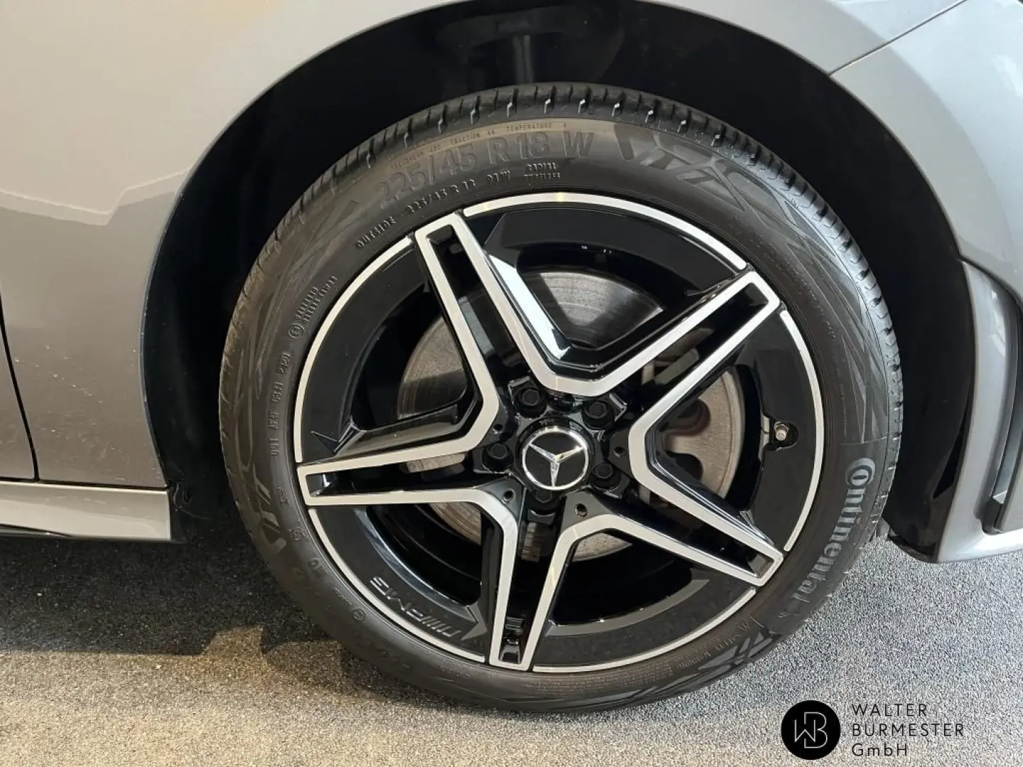 CLA 250 e Coupé +KAMERA+MBUX+AMG+Night+NAVI+AUT