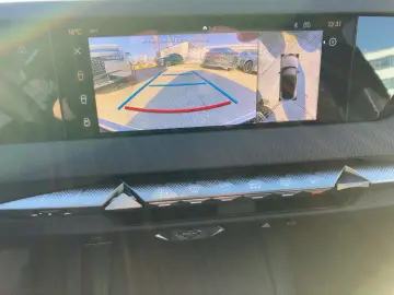 DS4 BlueHDi 130 Rivoli HUD LED Focal LEASING