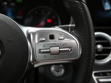 C 300 e AMG Night Navi Kamera SpurPaket Keyless