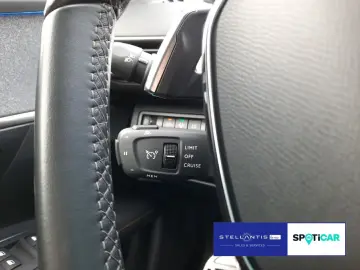 PEUGEOT 3008 ROADTRIP HYBRID 225 EAT8 LEASING