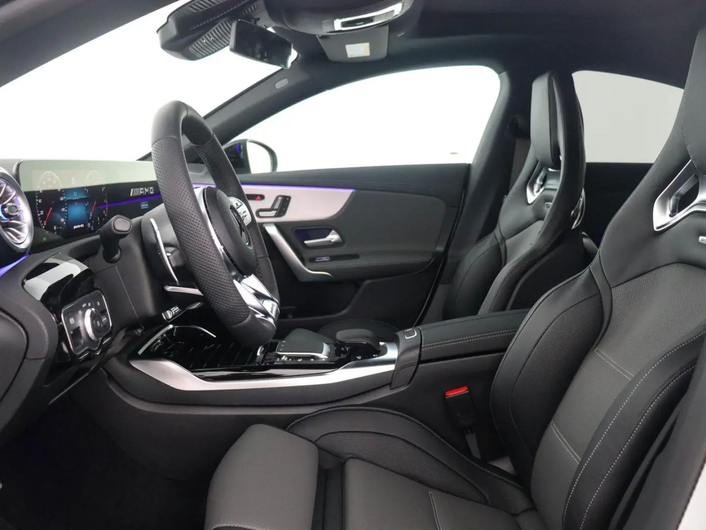 CLA 35 AMG 4MATIC Premium Plus Mercedes-Benz CLA