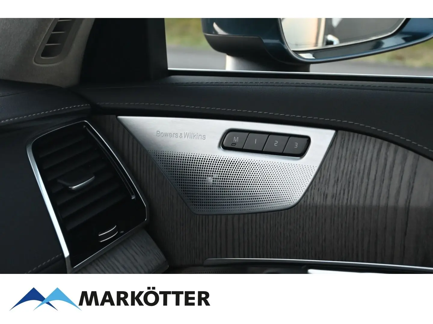XC90 T8 AWD Recharge Ultimate Bright/AHK/Four-C