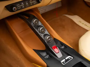Ferrari 812 GTS
