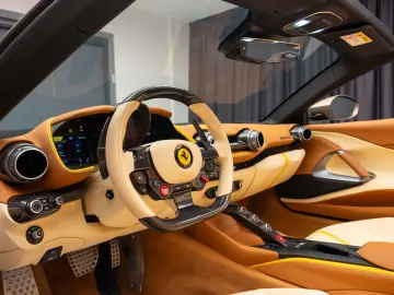 Ferrari 812 GTS