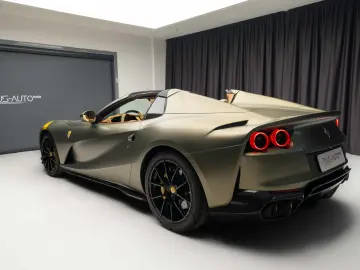Ferrari 812 GTS