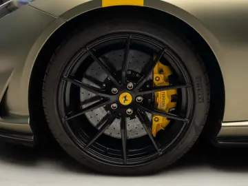 Ferrari 812 GTS