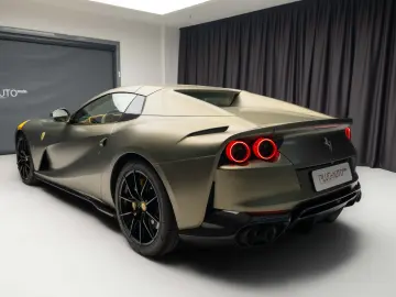 Ferrari 812 GTS