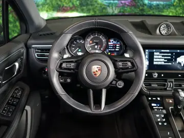 Macan T*ACC*PASM*18-SEATS*APPROVED