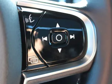 XC90 T8 AWD Plus Bright Recharge PHEV+PANO+360°+
