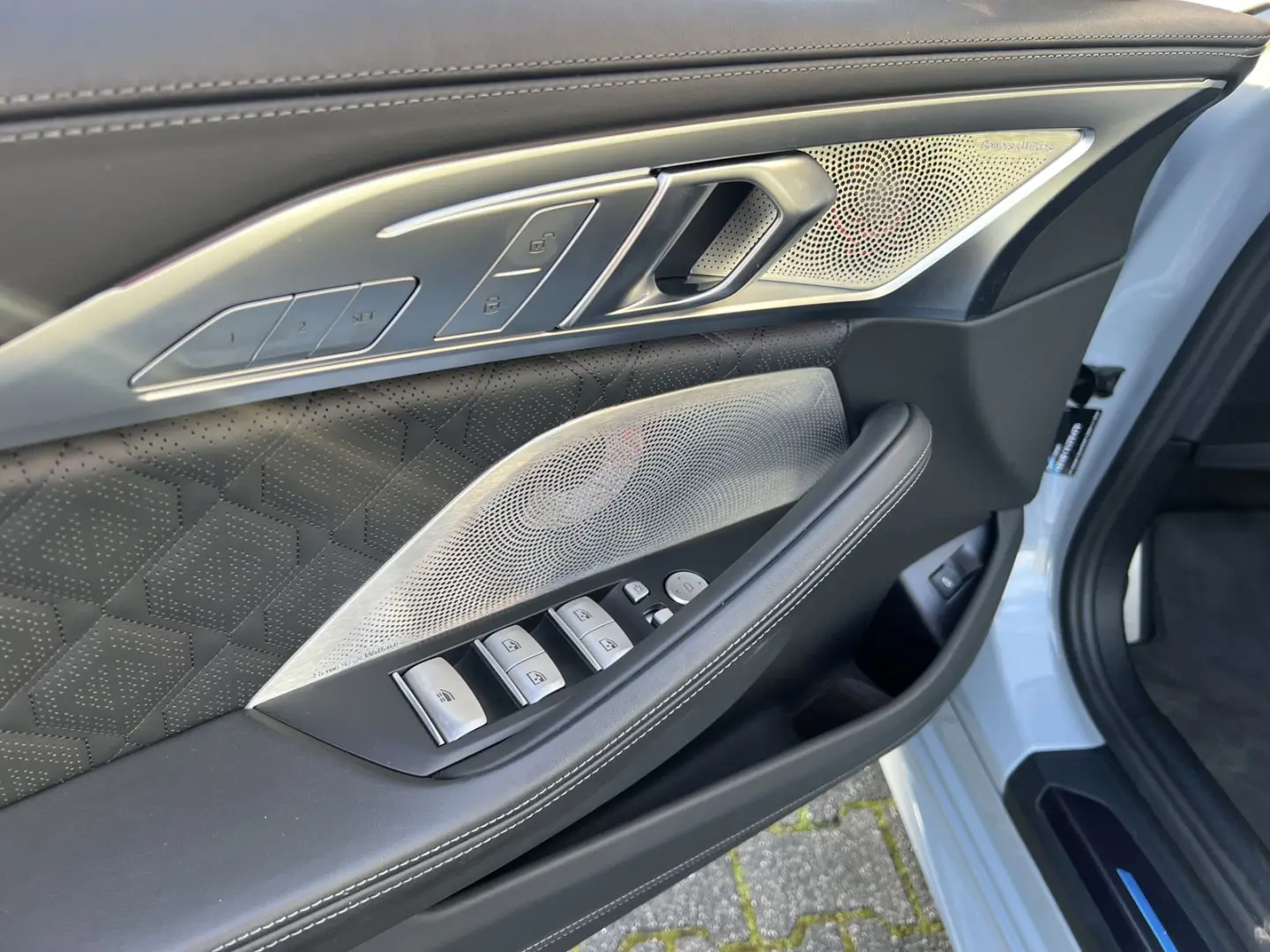 M8 Cabrio Competition //B&W MCarbonExterieur