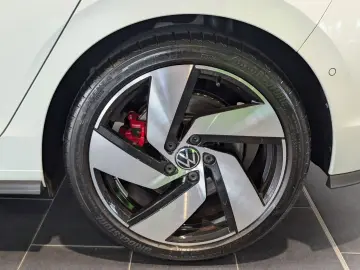 Golf 2.0 TSI OPF DSG GTI Clubsport Navi