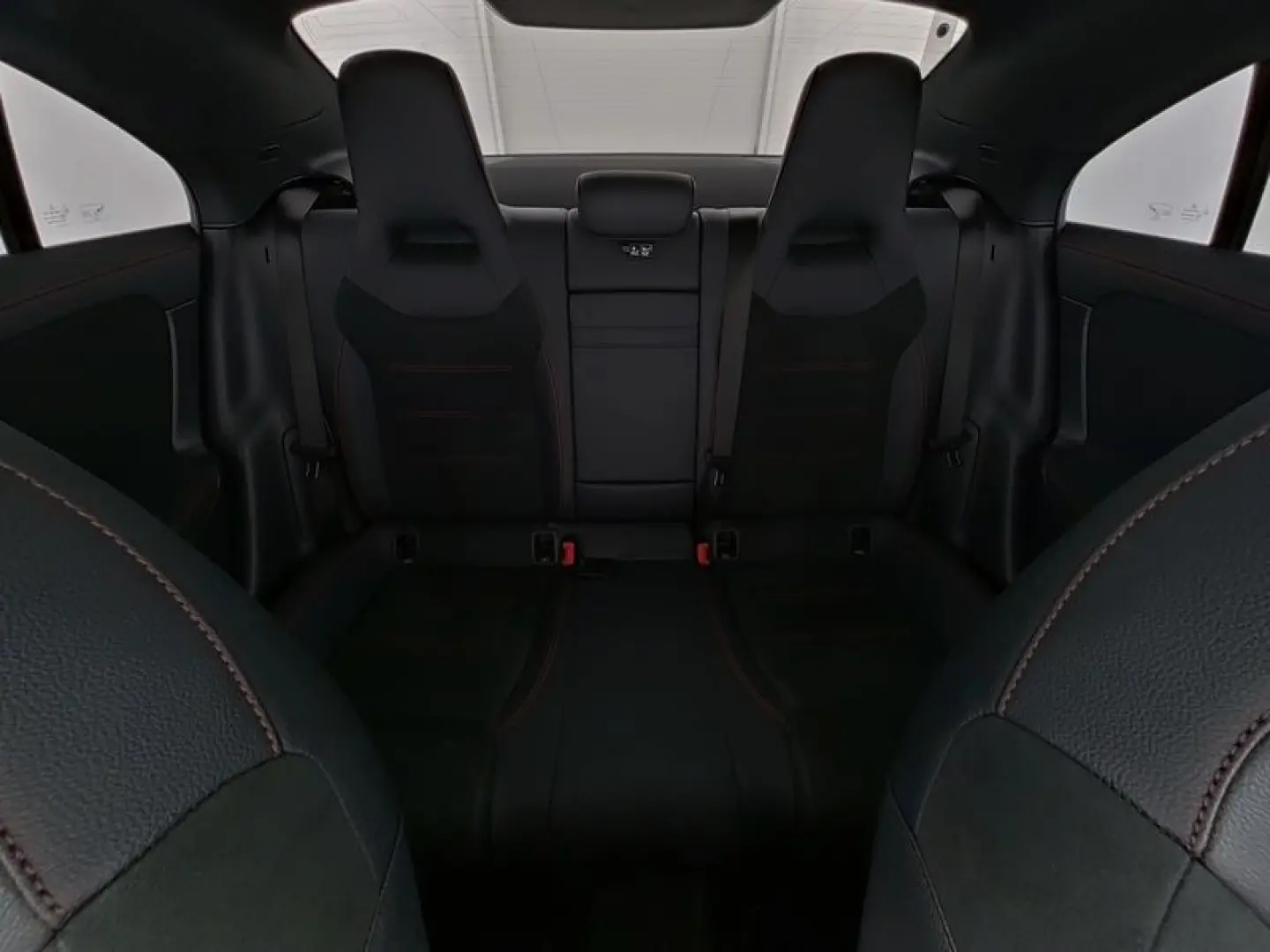 CLA 200 d AMG*Pano*Burmester*19
