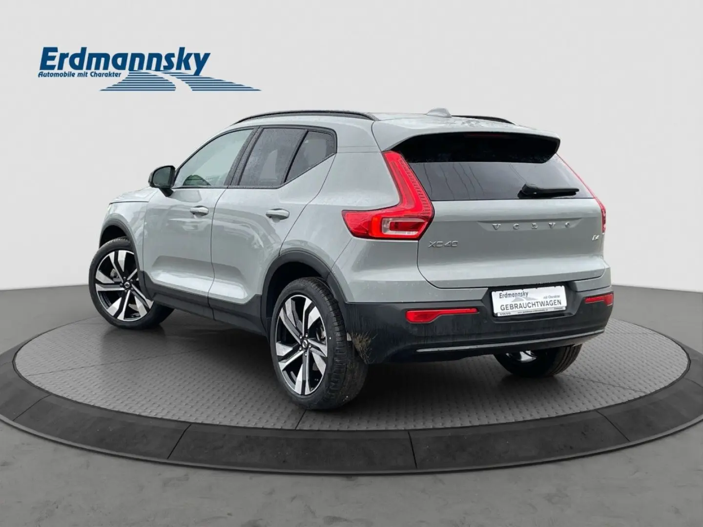 XC40 B4 Ultra Dark/StHz/Pano/Kam/20Zoll/ab 1,99%