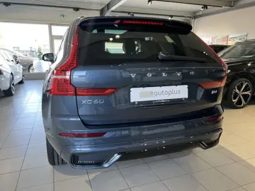 XC60 B4 Plus Dark ACC BLIS Pano Kamera Leder LED