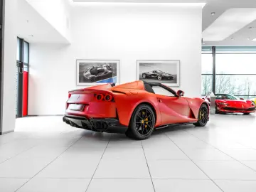 812 GTS ~Ferrari Munsterhuis~