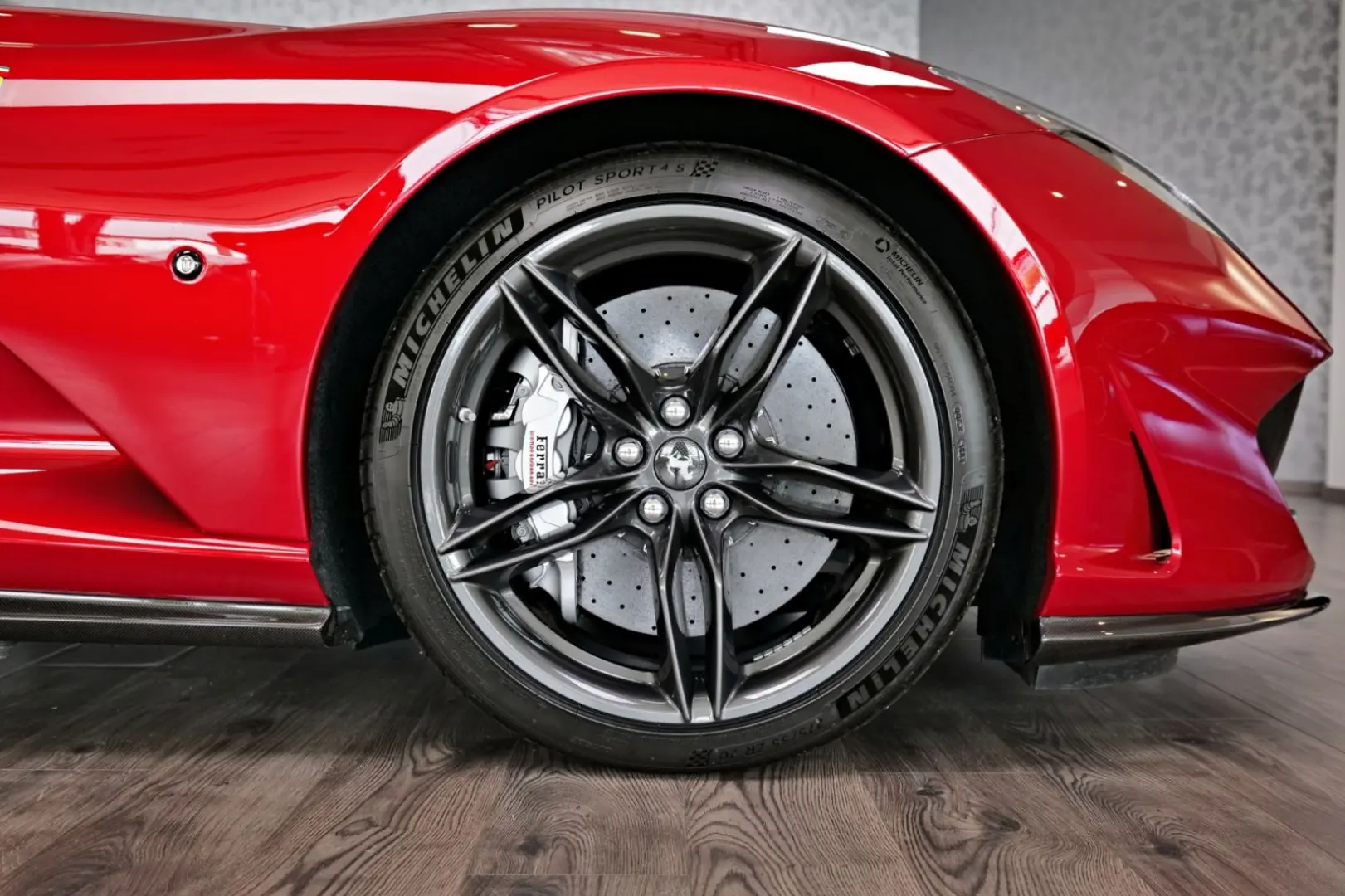 812 GTS / VOLL CARBON / JBL / 360 / ADAS