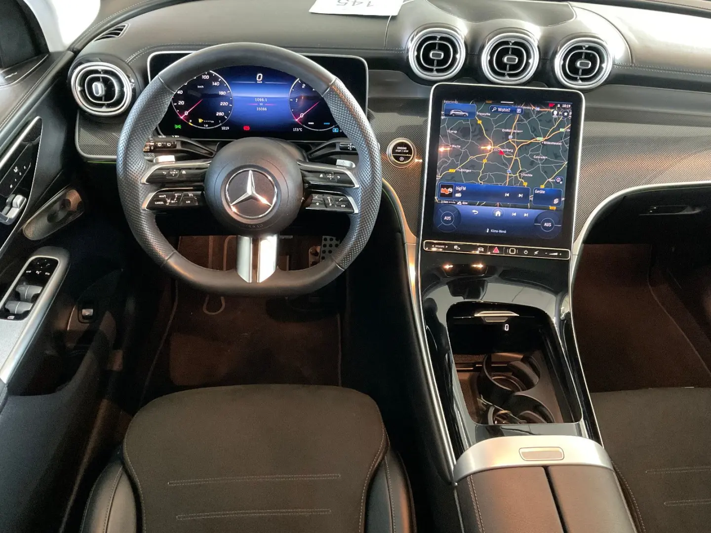 GLC 300 d 4Matic AMG Line BURMESTER/360/AHK/Pano