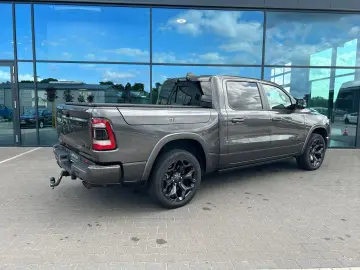 RAM 1500 CrewCab Limited Night Luft RamBox dt.Fz