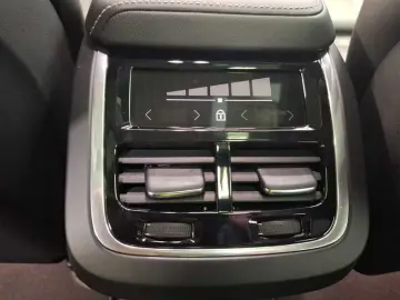 XC 60 R Design 2.0 B4 D AWD Automatik Xenium-Pak