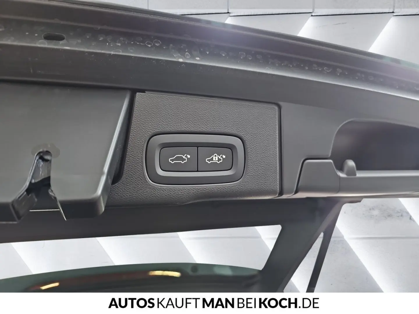 XC60 T6 AWD Plug-in Hybrid Plus Bright