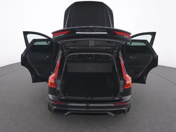 XC60 B4 (B) PLUS DARK+PILOT ASSIST+GOOGLE SERV++