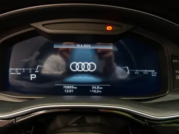 Audi Q8 55 TFSI Hibrid