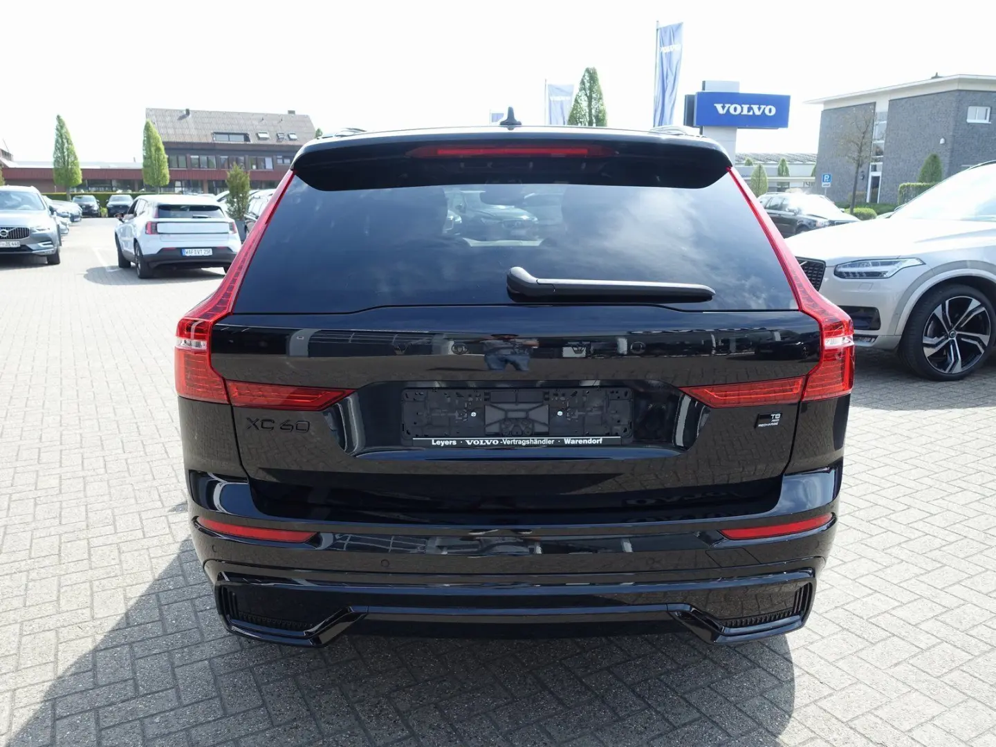 VOLVO XC60 Recharge Black Edition T8 AWD/FourC LEASING