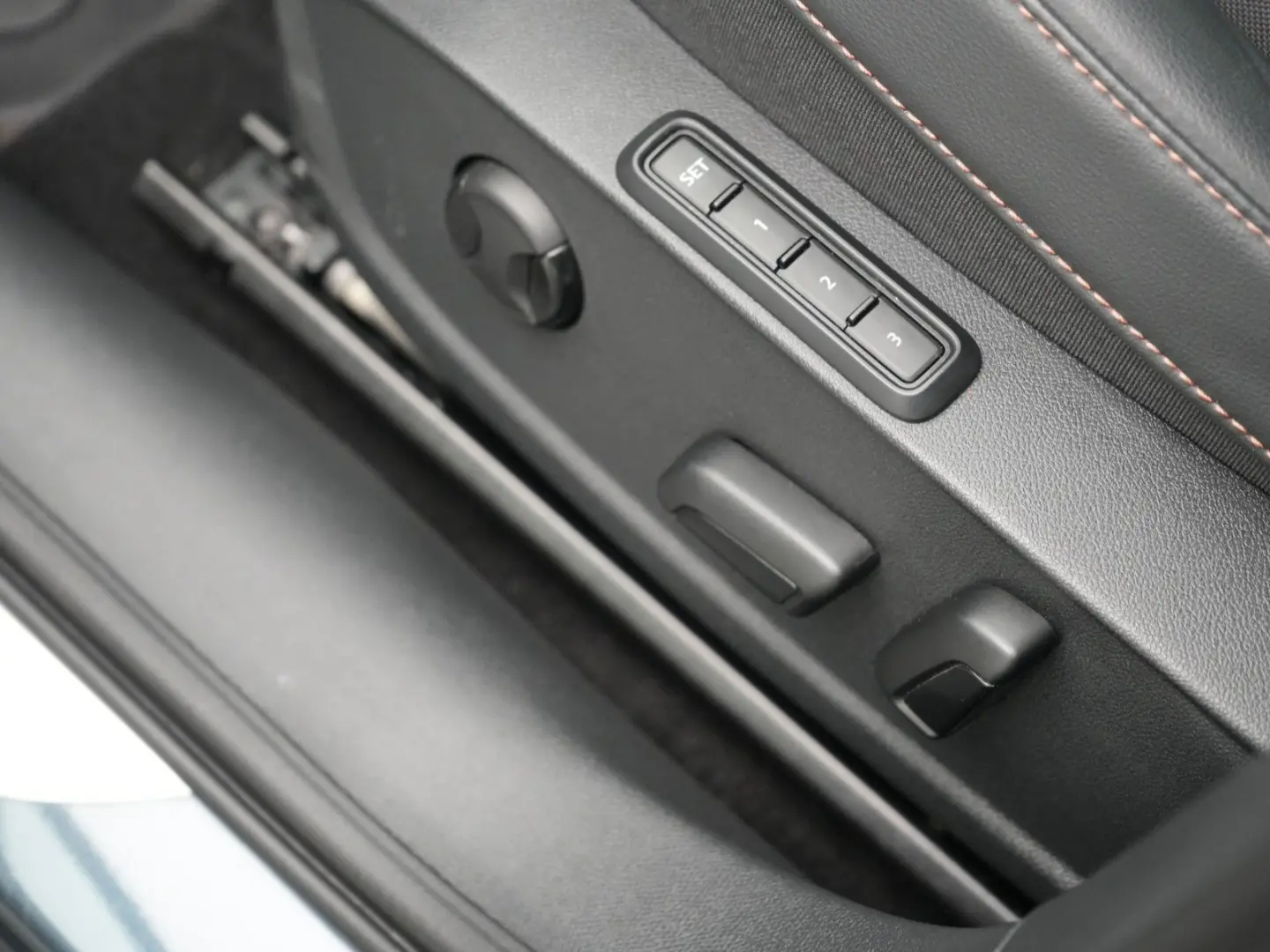 CUPRA Formentor VZ DSG VIRT KAM DCC LEASING