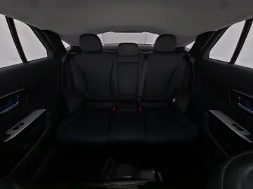 GLC 300 e 4M Coupé AVANTGARDE+PANO+AHK+DISTRONIC
