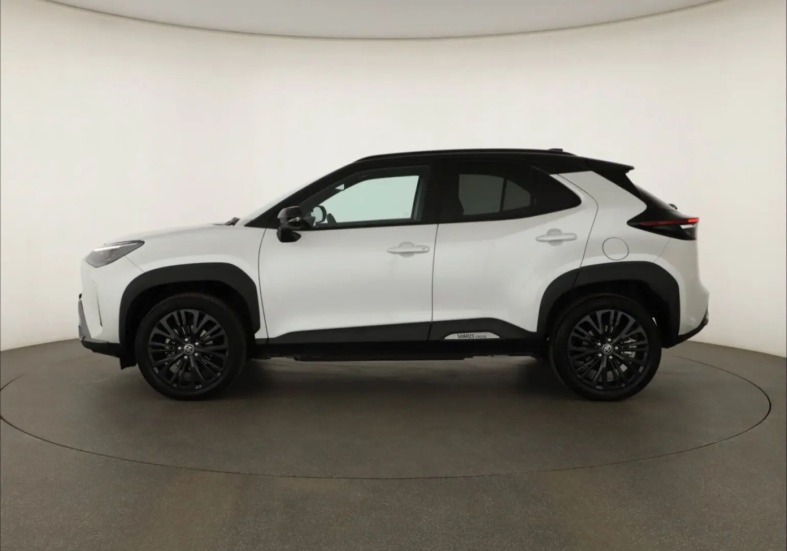 Yaris Cross 1.5 VVT-iE E-Four 2023 , Automatik,