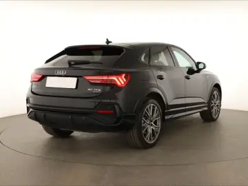 Q3 Sportback