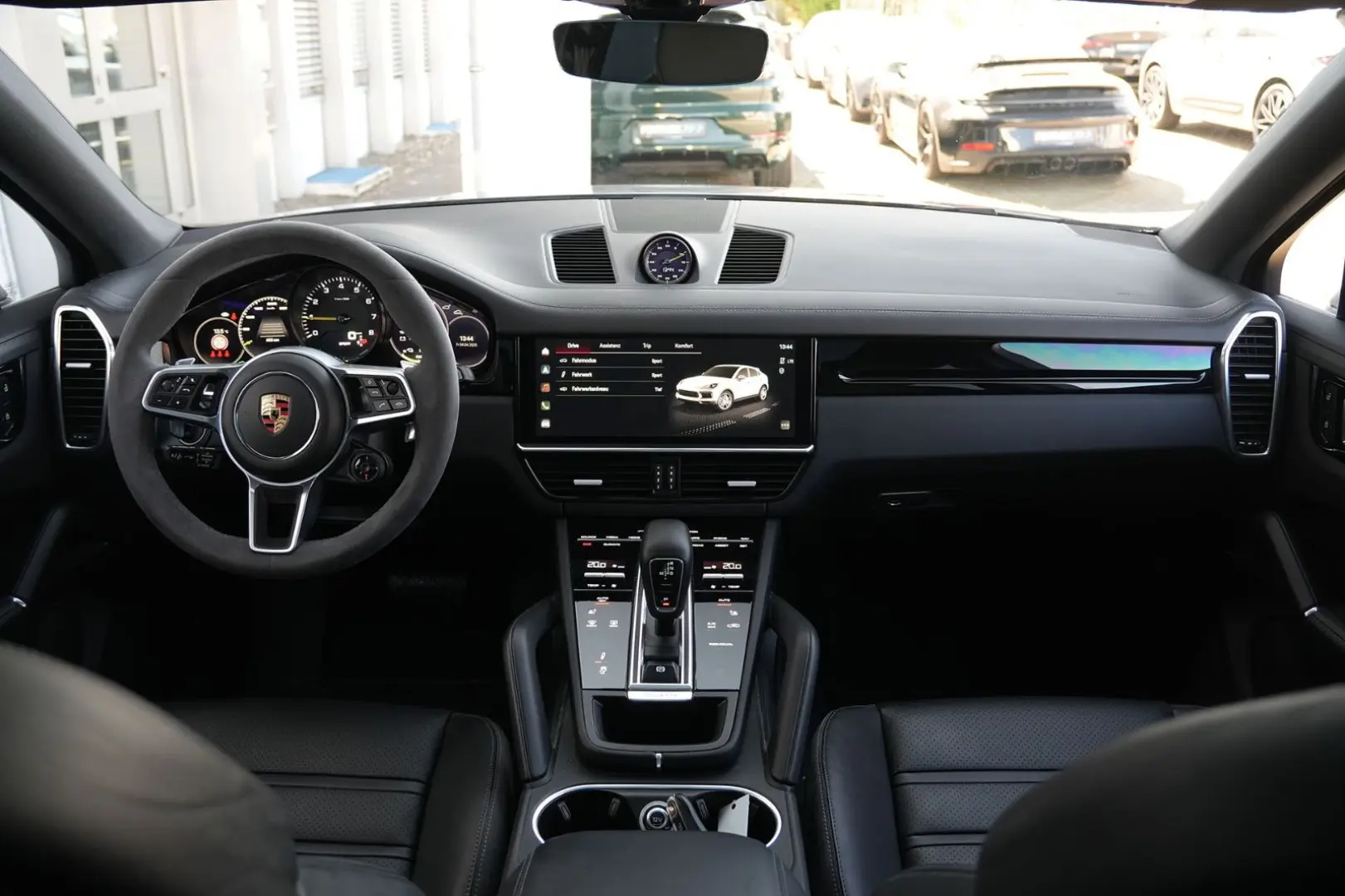 E-Hybrid Coupé  SPORTDESIGN-ACC-AHK-BOSE-21RS