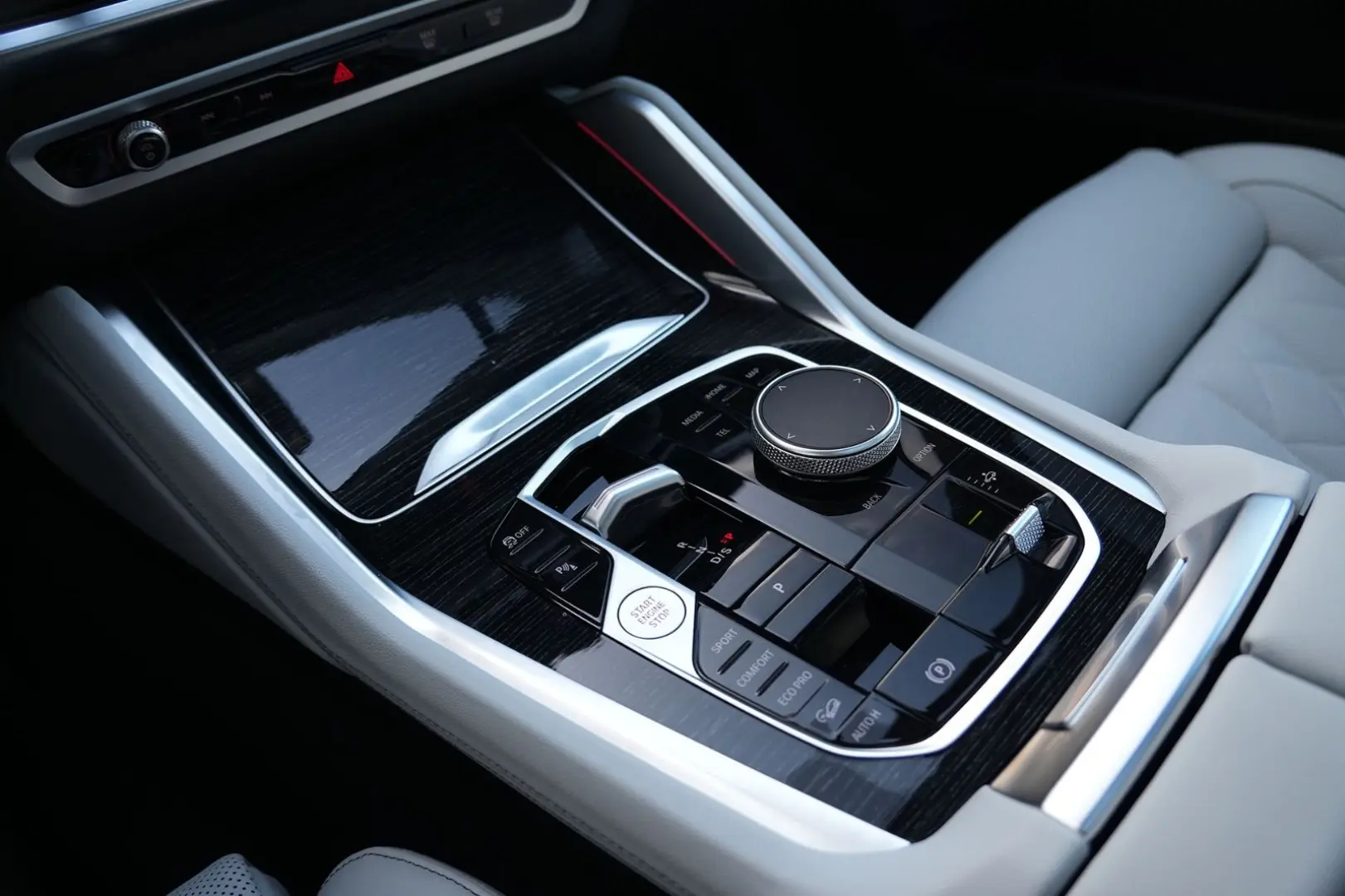 X6 xDrive30d M SPORT PRO-LUFTF.-PANO-HUD-H+K-22M