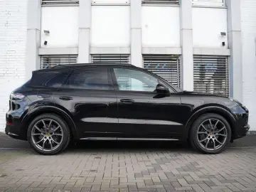 Cayenne E-Hybrid SPORTDESIGN-SPORTABG.-PANO-BOSE