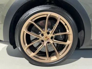 Cayenne Coupe Turbo GT PTS Lightoakgreen TOP