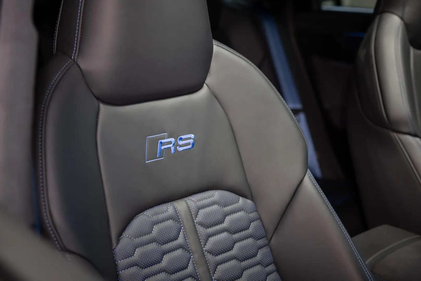 RS6 4.0 TFSI quattro performance STHZ KERAMIK