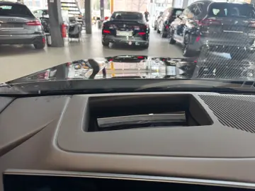 520i M Sport~PANO~LED~KAMERA 360°~HEAD-UP