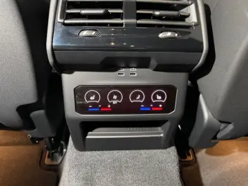 520i M Sport~PANO~LED~KAMERA 360°~HEAD-UP