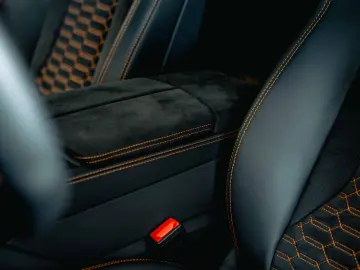 Urus S MY24 I Ad Personam Livery I FULL Carbon