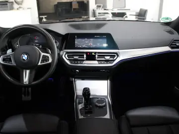 320d M-SPORTPAKET INDIVIDUAL LEDER NAVI LED EU 6