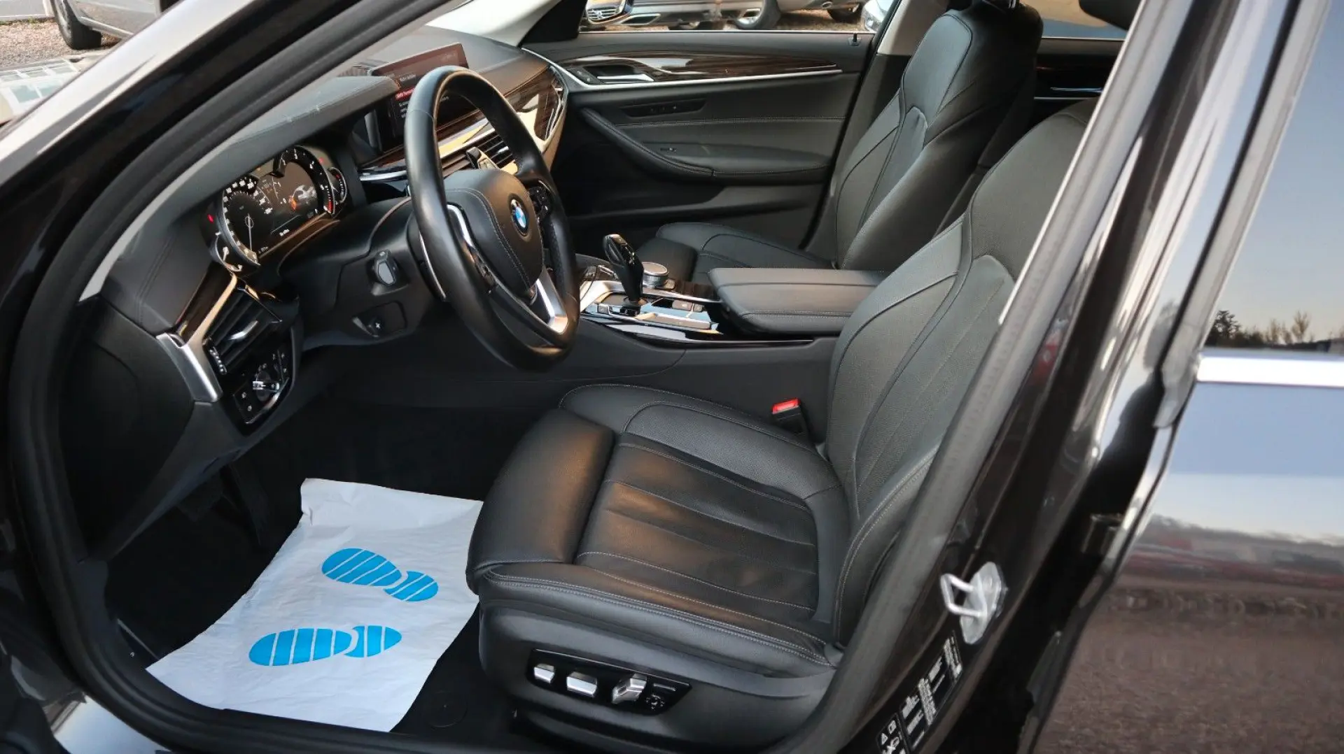 520 d xDrive Luxury Line*Leder*Navi*Headup*