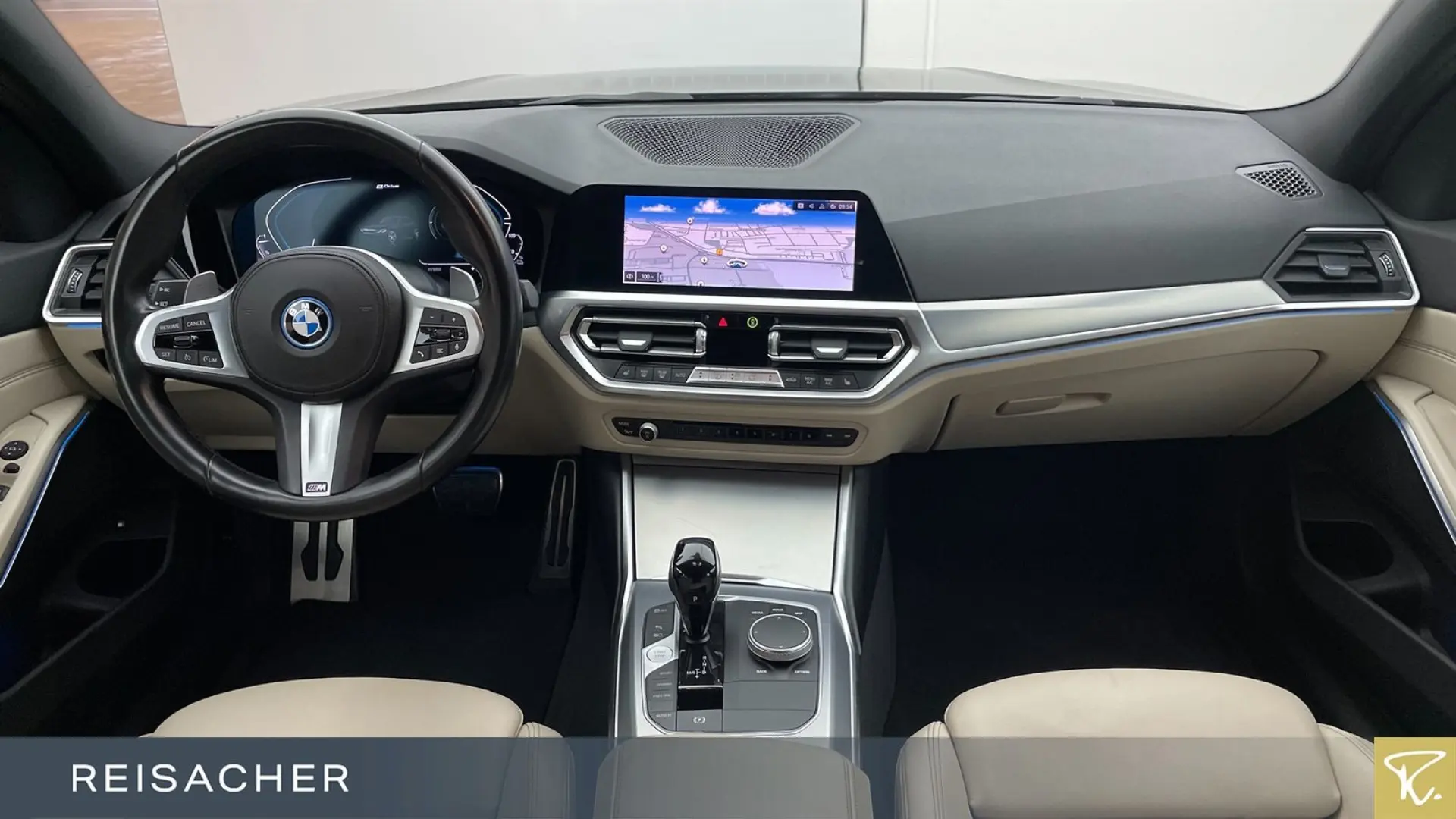 330e A xDrive M-Sport AHK LCProf PA DLS