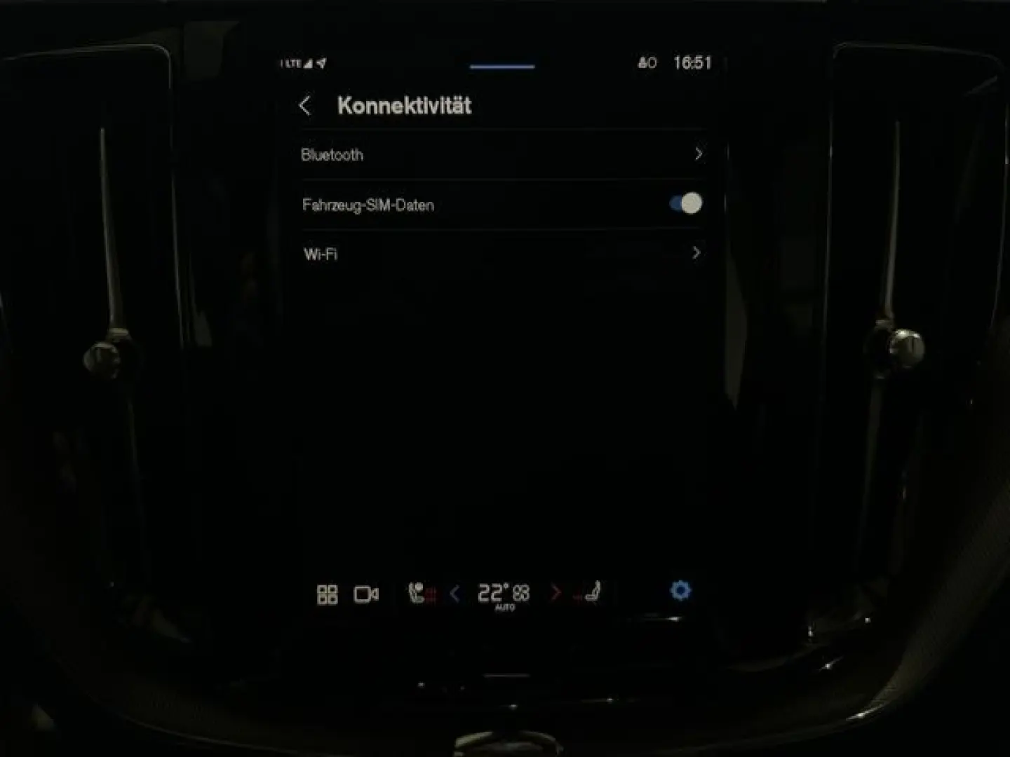 XC60 T8 Polestar Engineered Recharge AWD B&W AHK