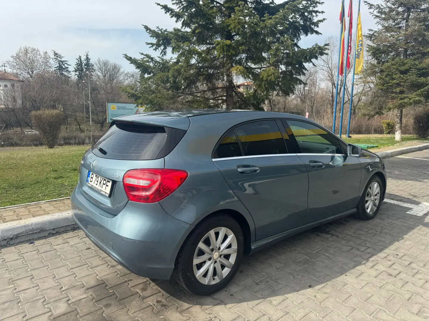 Mercedes-Benz A 200