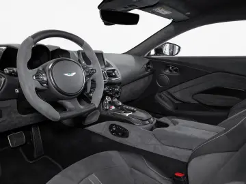 Aston Martin V8 Vantage F1 Coupé