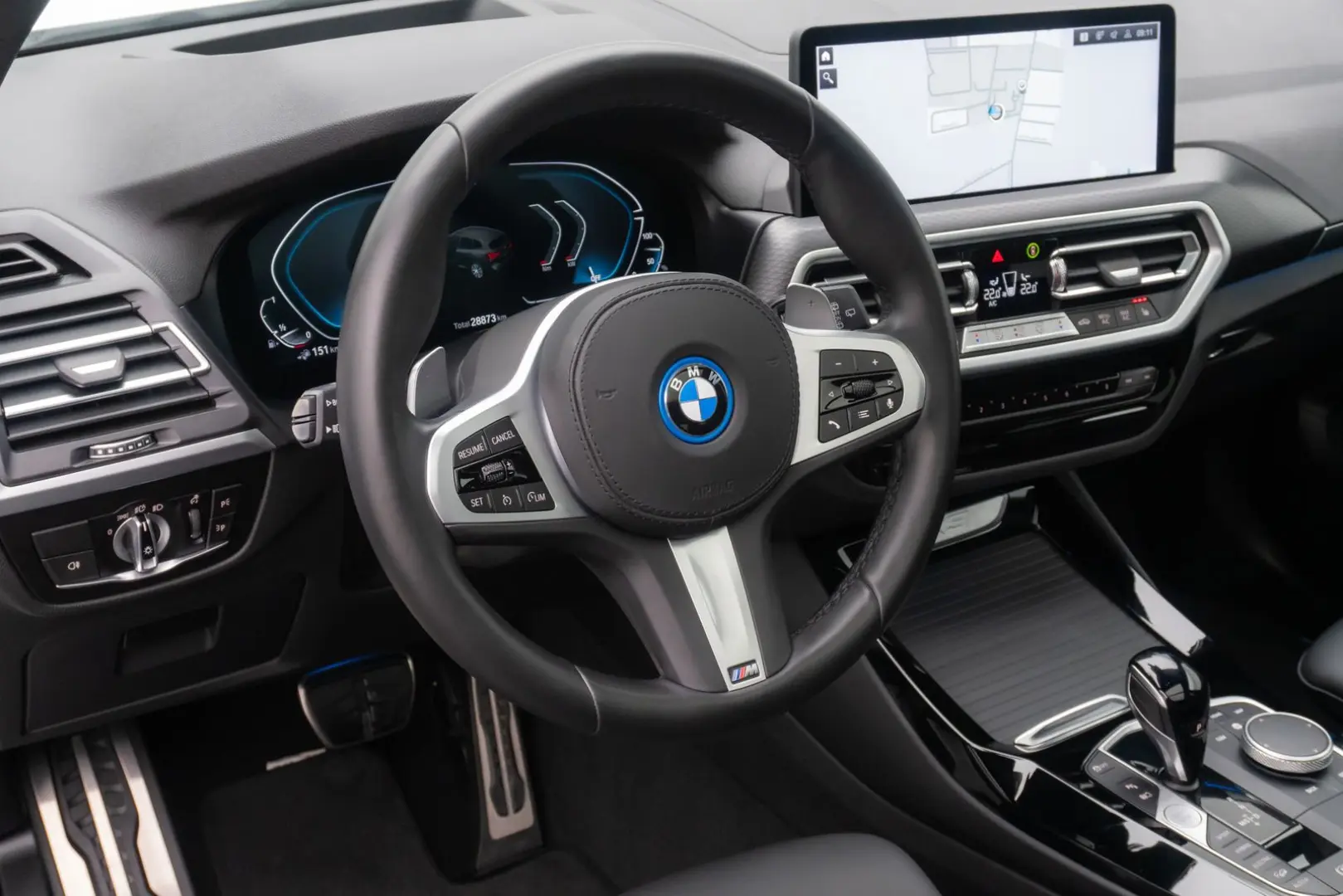 X3 xD30e M Sport Laser DAB Kamera HUD AHK Panora