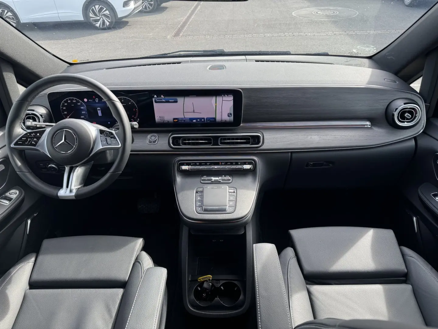 V 300 4Matic AVA Extralang Standheiz.*Burmester*