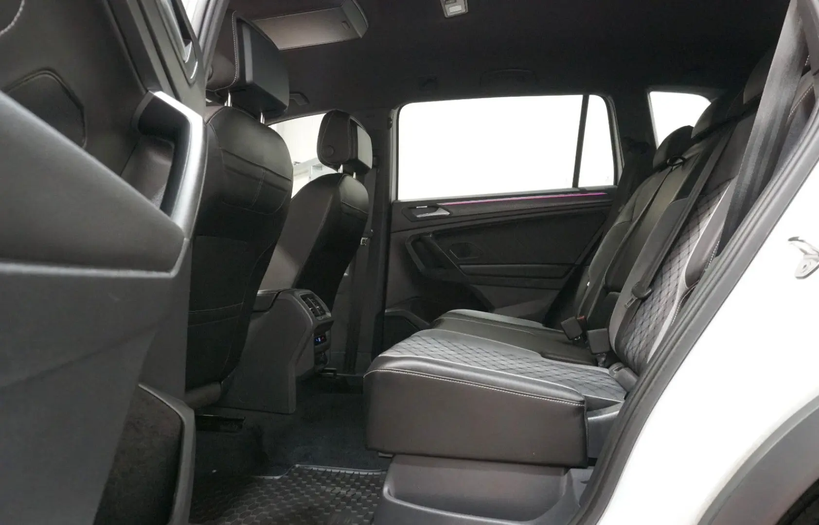 Tiguan Allspace R-Line 4Motion 2.0 TDI*ACC*Matri