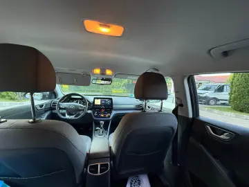 VAND HYUNDAI IONIQ